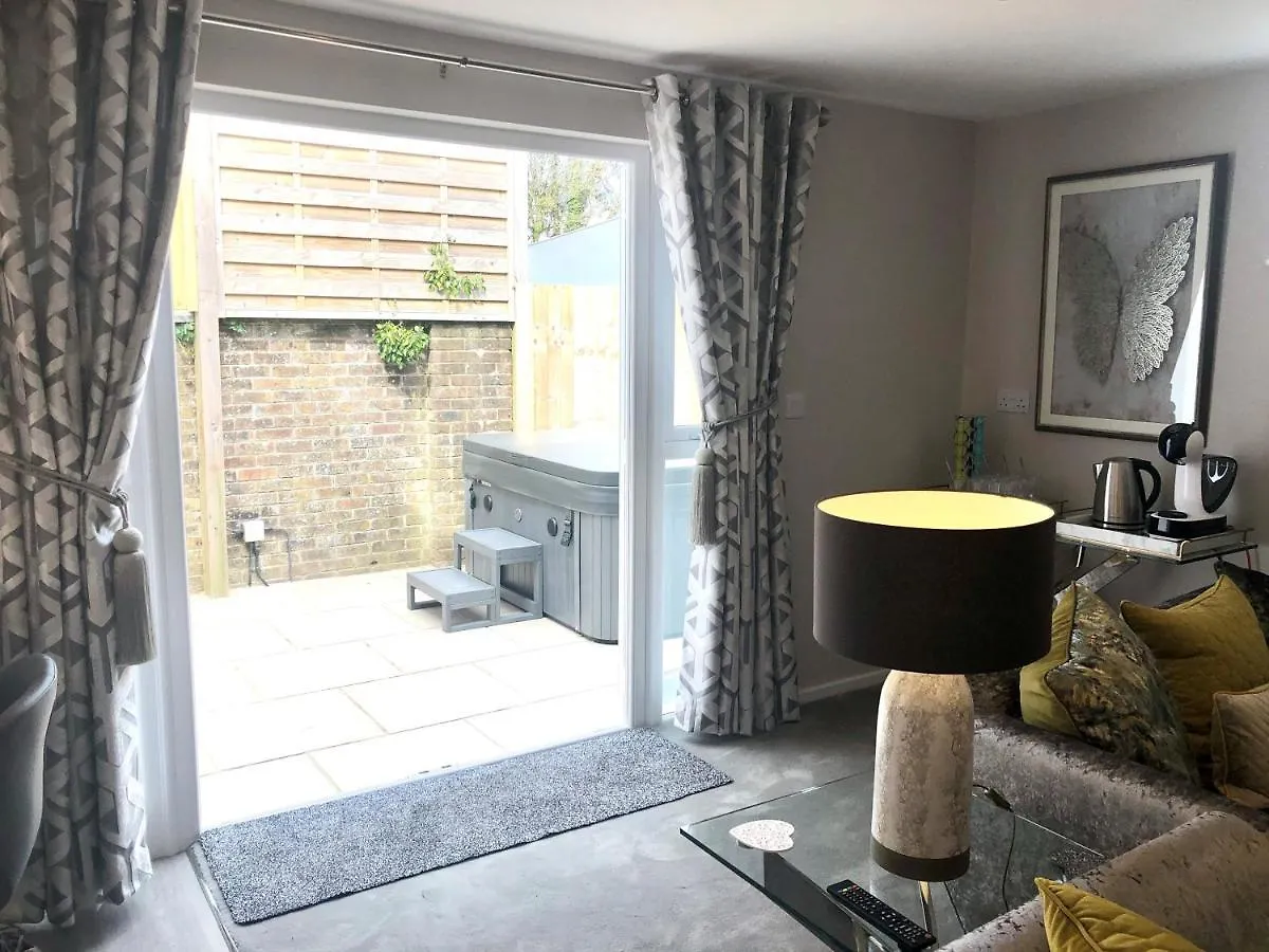 De Courceys Manor Suites&Cottages Cardiff Lantställe