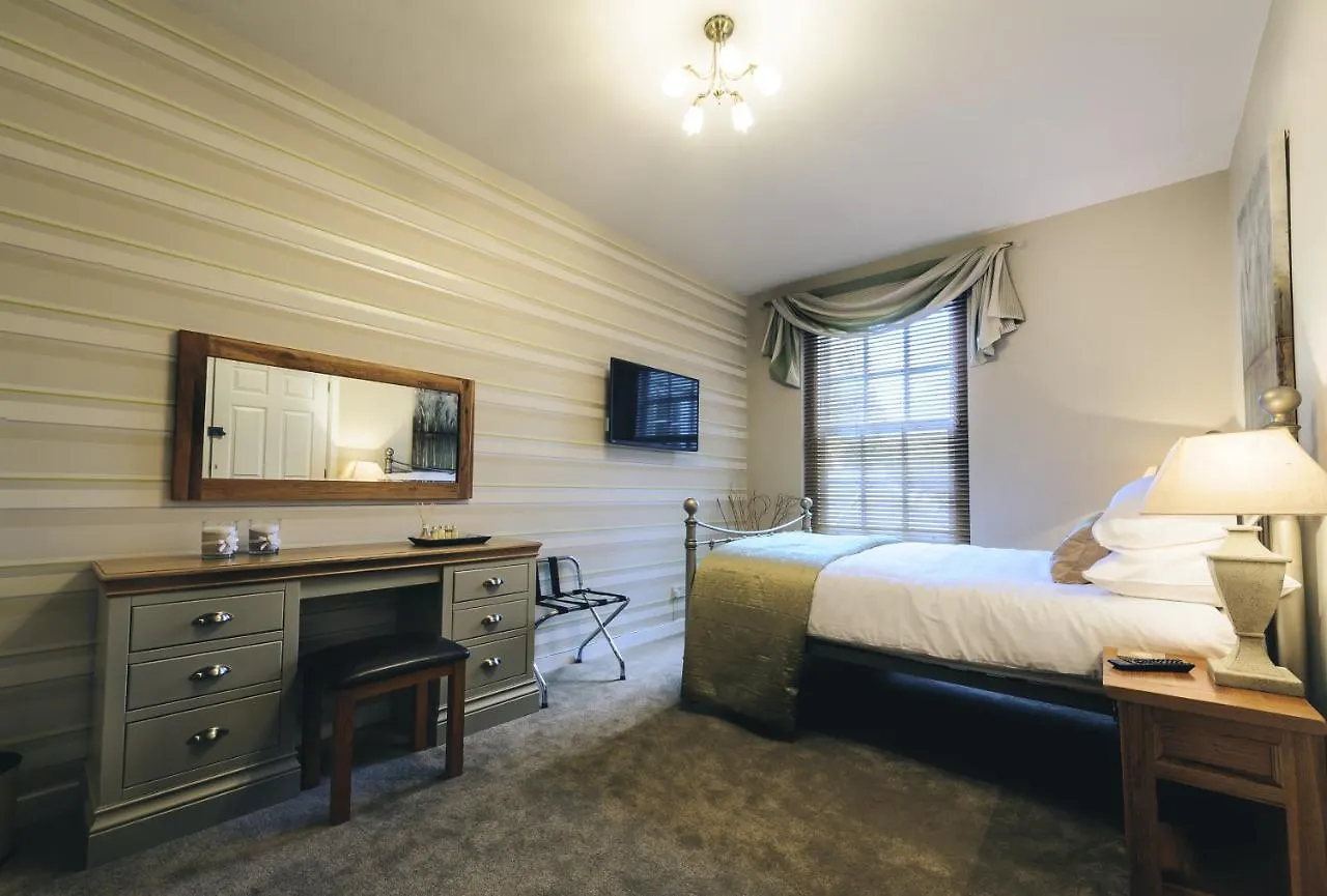 De Courceys Manor Suites&Cottages Cardiff