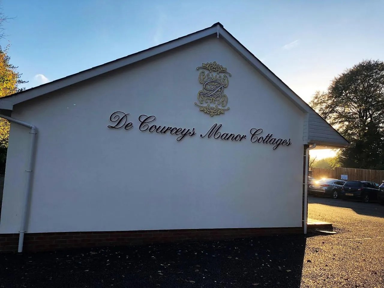 Lantställe De Courceys Manor Suites&Cottages Cardiff