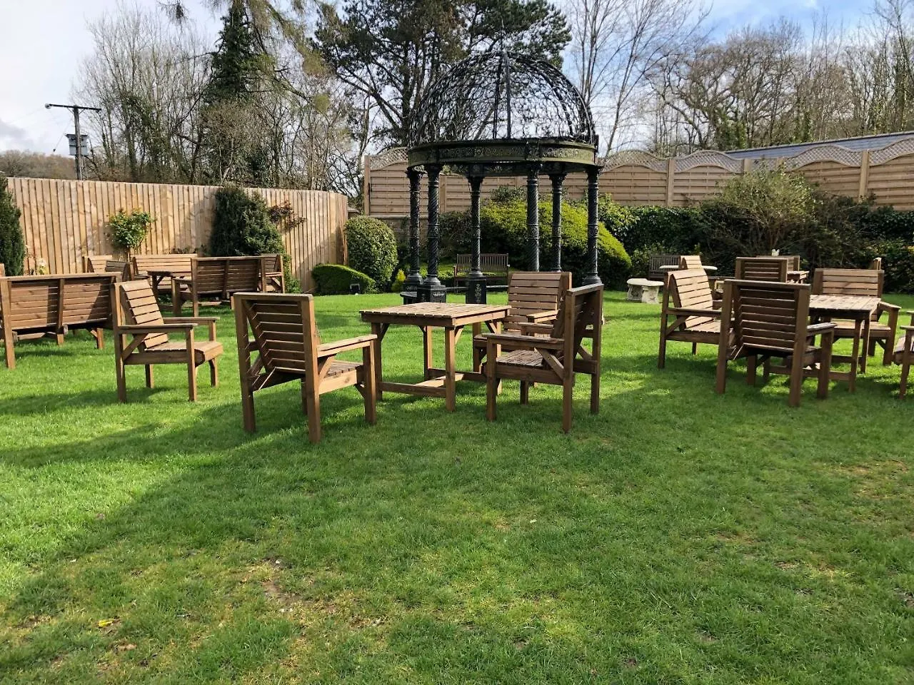 De Courceys Manor Suites&Cottages Cardiff